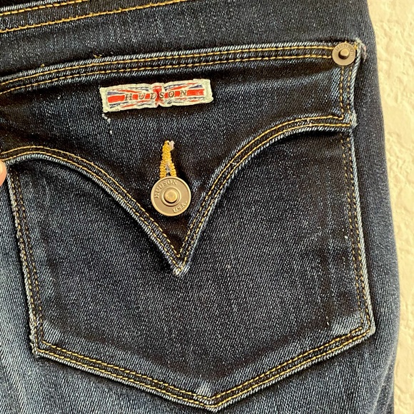 Hudson Beth Mid-Rise Baby Bootcut Jeans - Picture 8 of 12